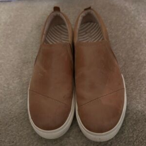Taos Leather Slip on Sneakers